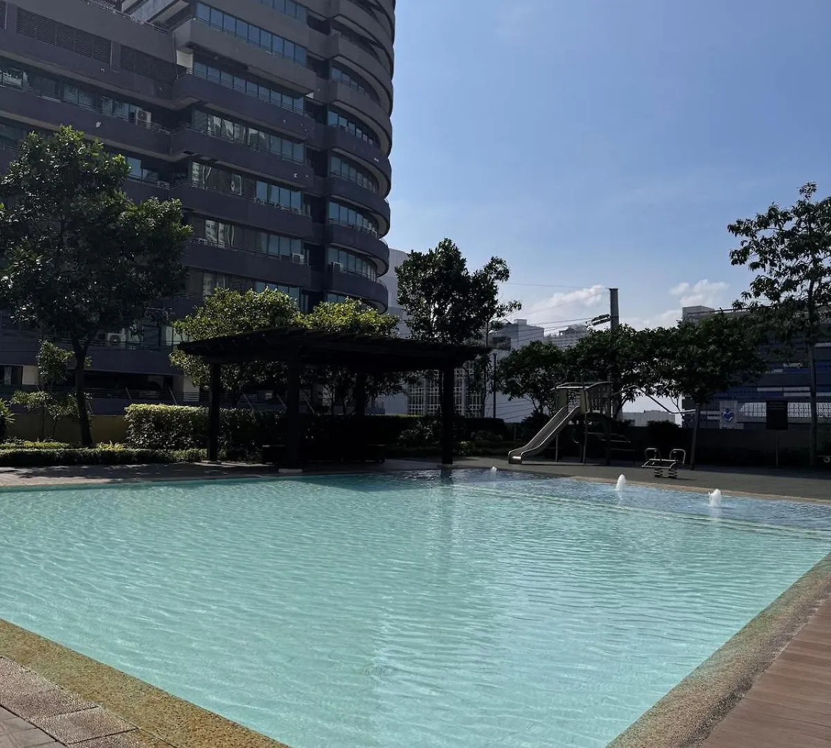 Rolly'S Place Manila Apartment